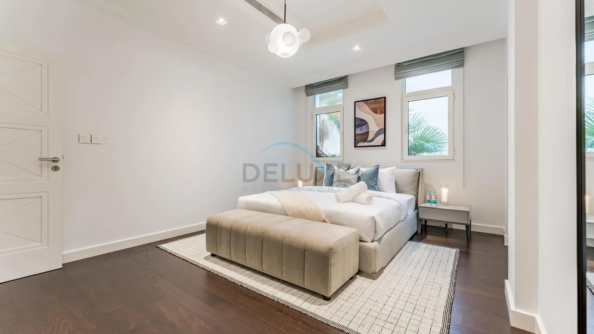 Beachfront 3Br Villa With Private Gym, Pool, Jacuzzi & Workspace, Palm Villa, Palm Jumeirah By Deluxe Holiday Homes Dubai