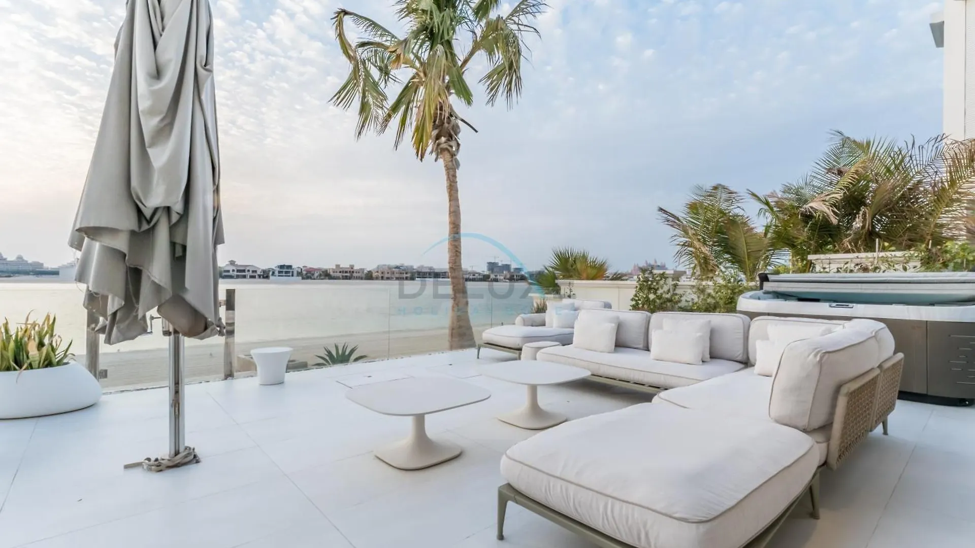 Beachfront 3Br Villa With Private Gym, Pool, Jacuzzi & Workspace, Palm Villa, Palm Jumeirah By Deluxe Holiday Homes Dubai 0*,