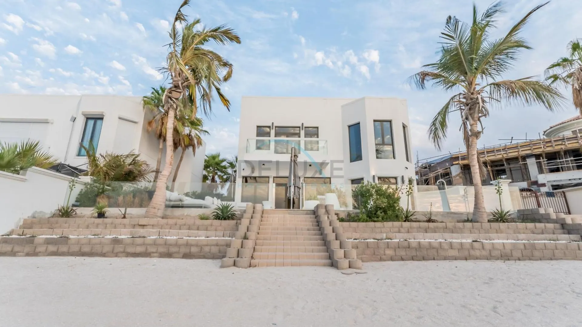 Beachfront 3Br Villa With Private Gym, Pool, Jacuzzi & Workspace, Palm Villa, Palm Jumeirah By Deluxe Holiday Homes Dubai