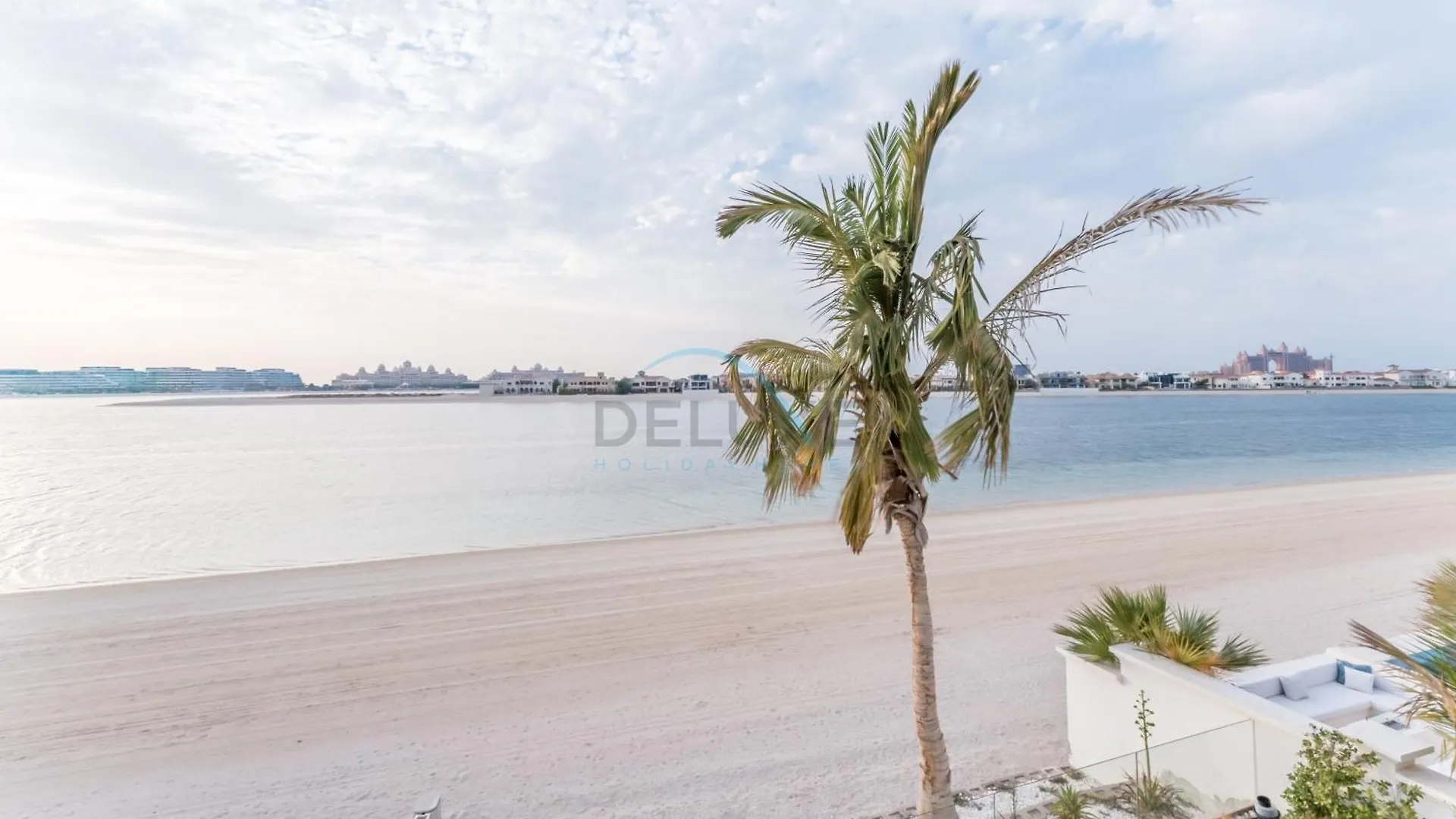 Beachfront 3Br Villa With Private Gym, Pool, Jacuzzi & Workspace, Palm Villa, Palm Jumeirah By Deluxe Holiday Homes Dubai 0*,